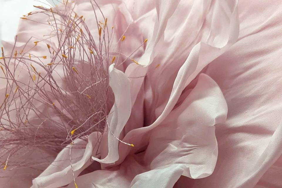 Pink flower hat close up