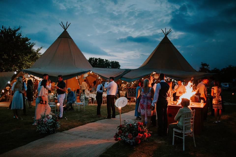 Tipi wedding