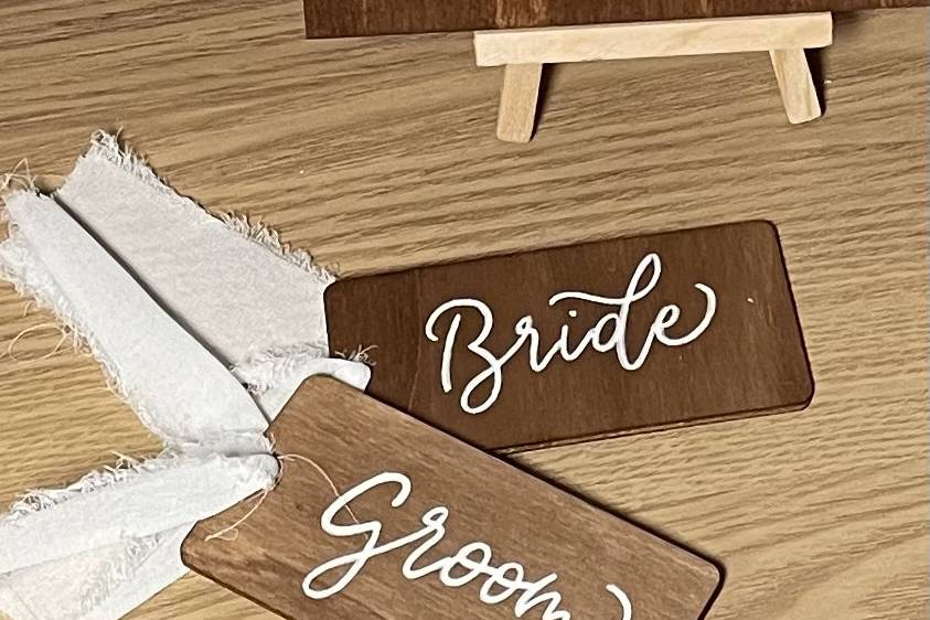 Wooden place cards