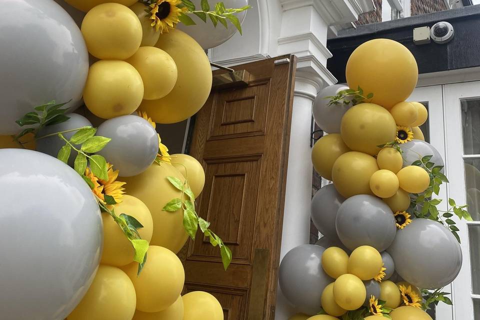 Welcome Balloons and Flower