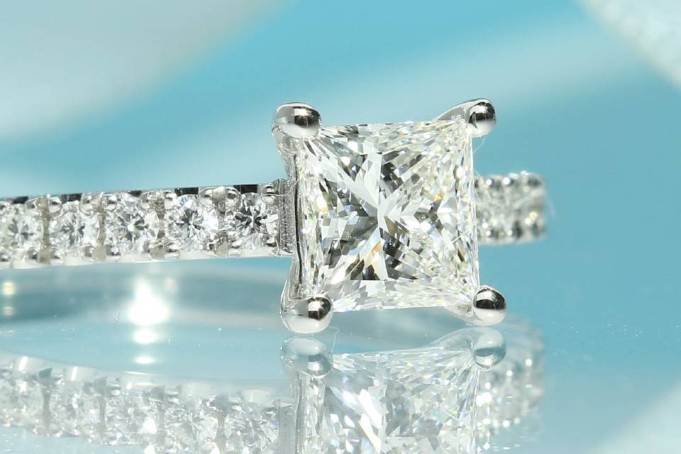 Princess cut lab diamond ring