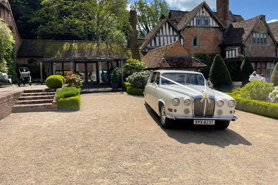 Daimler DS420