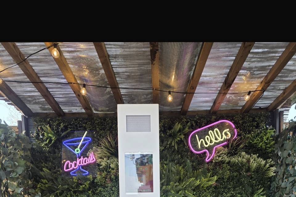 Selfie pod