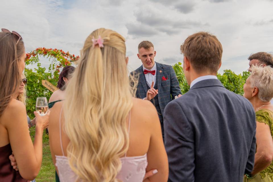 Close-Up Wedding Magic