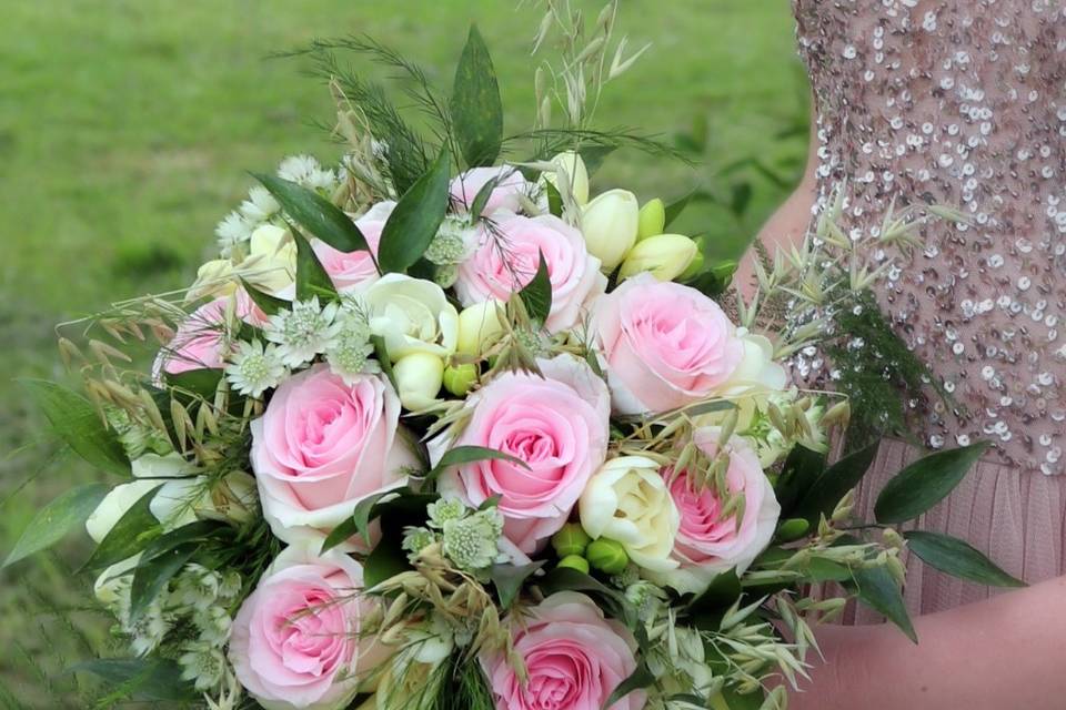 Rose, Freesia and Astrantia Bo