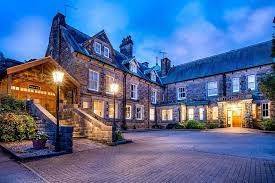 Front of hotel during twilight