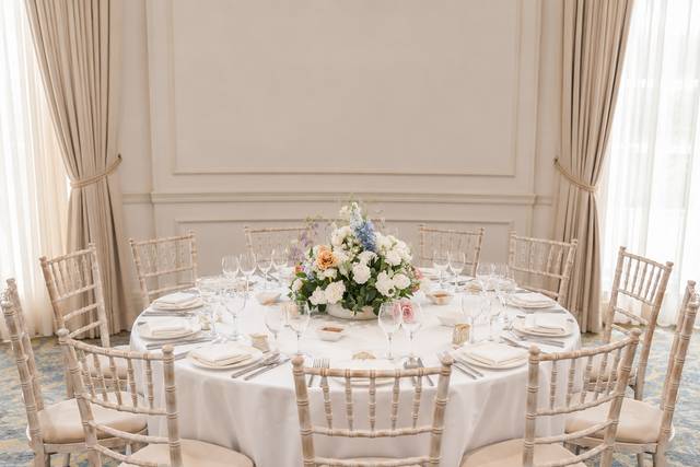 Limewash Chiavari Chairs