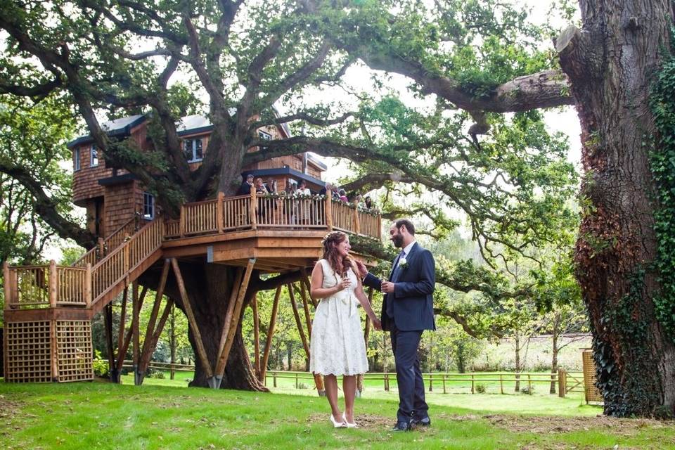 Fox & Hounds Country Hotel and Treetops Treehouse