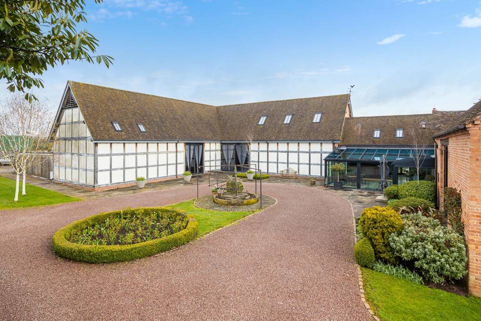 Outdoors at Redhouse Barn