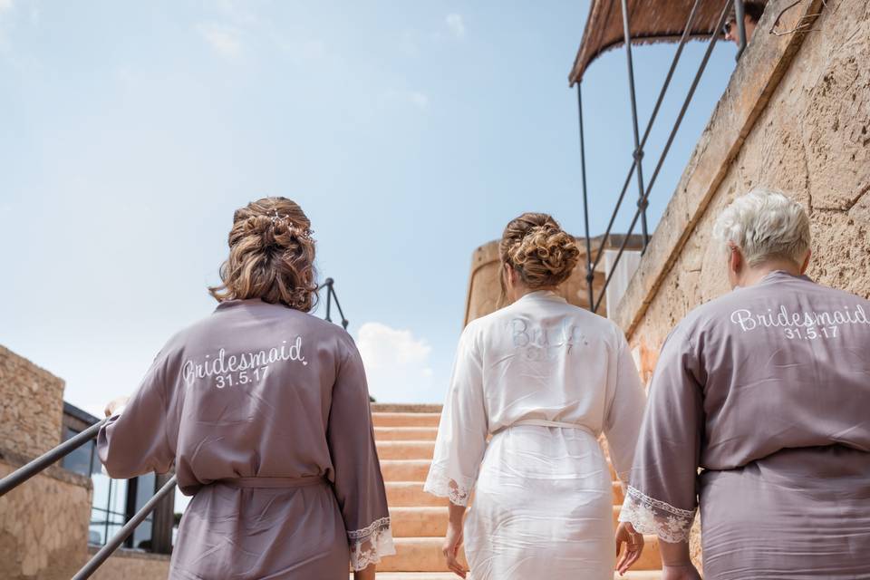 Bridal party hair