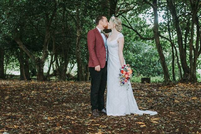 Woodland wedding ceremony