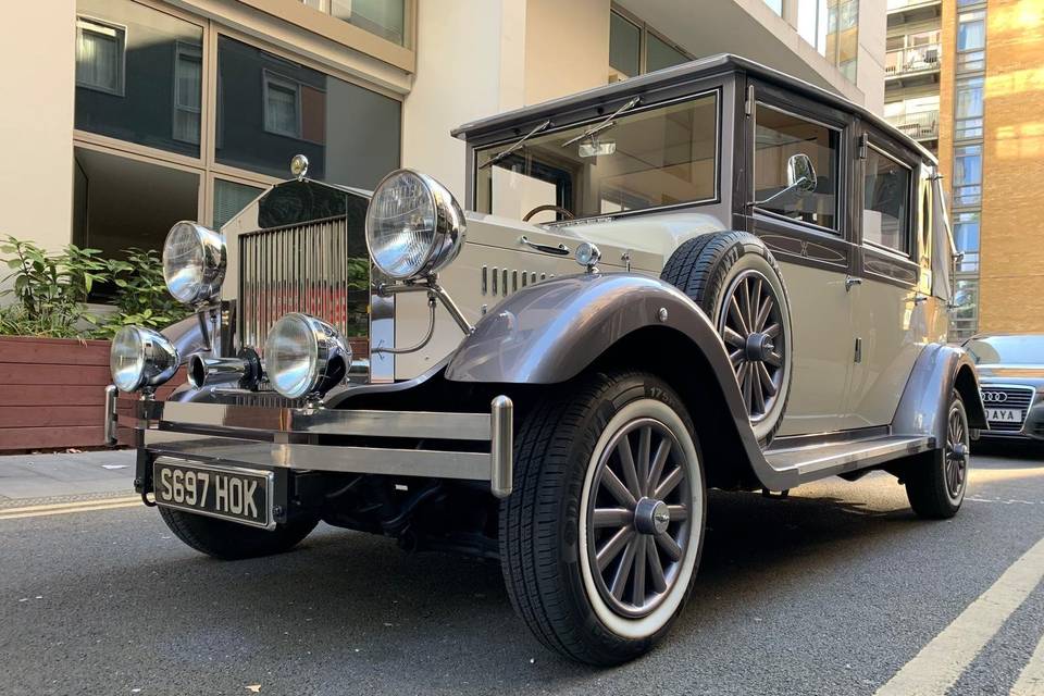 Vintage wedding car