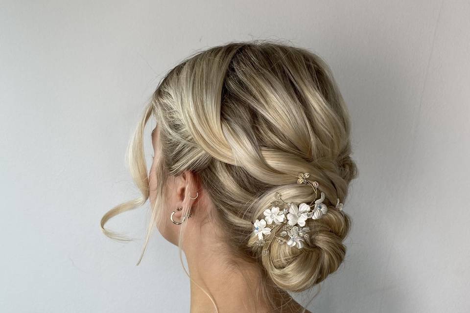 Textured bun