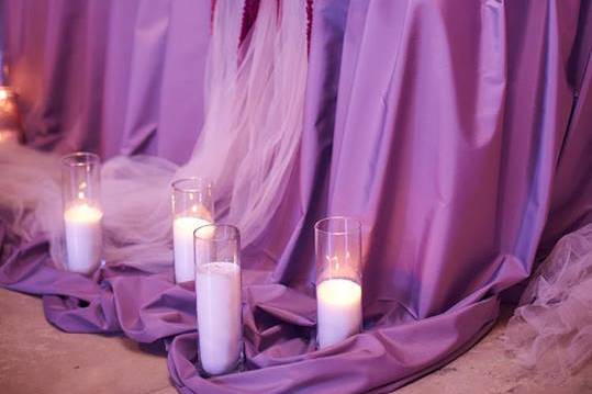 Burgundy & Purple Wedding Tabl