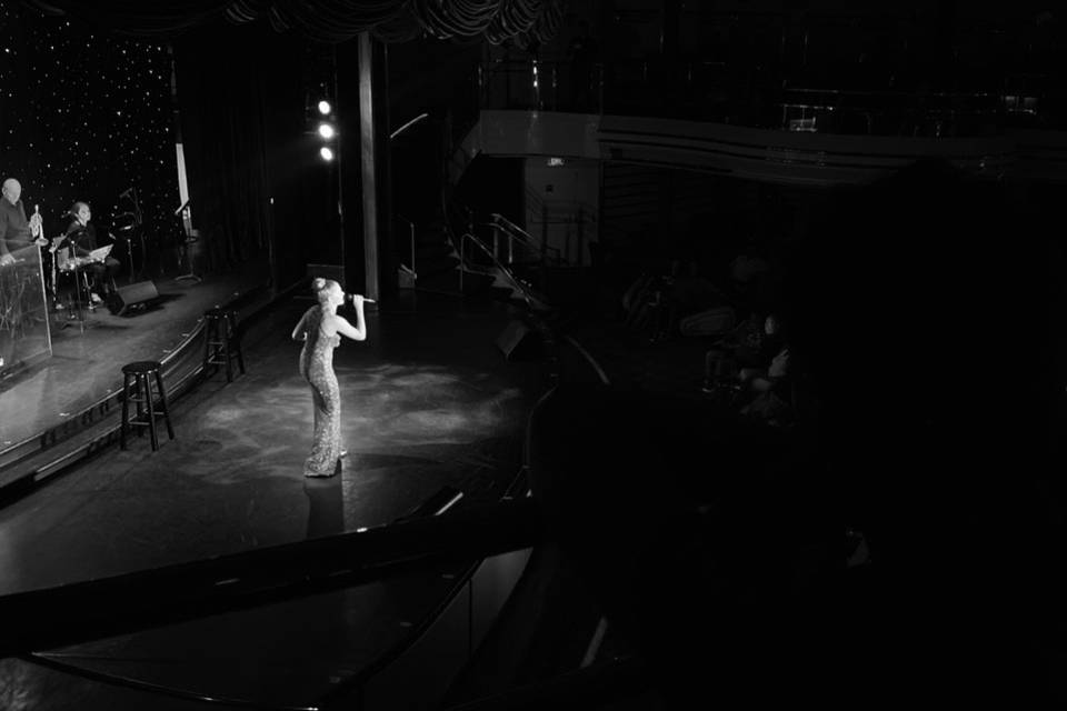 Cabaret with Swing Band
