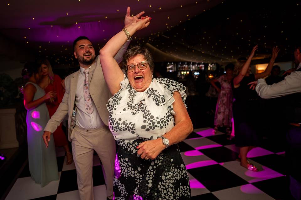 Reception dancing