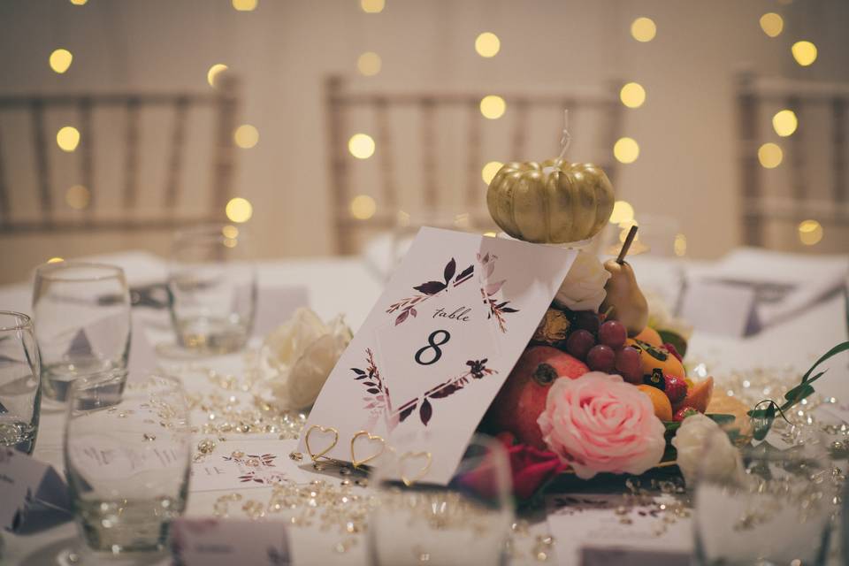Centrepiece Table 8