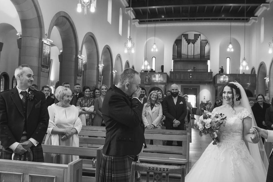 Groom reaction bride arrival