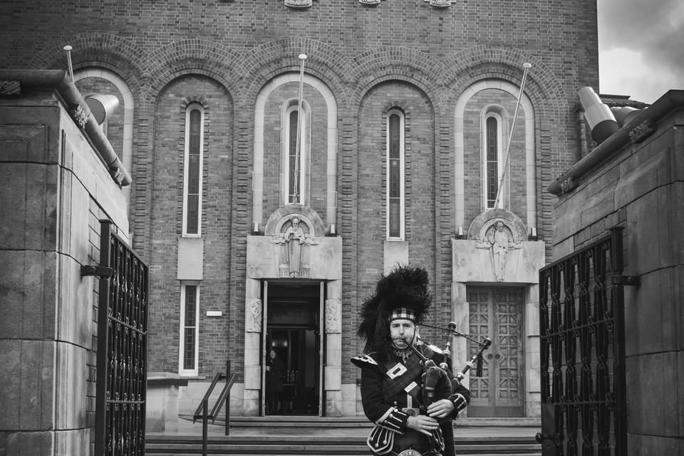 Piper outside venue portrait