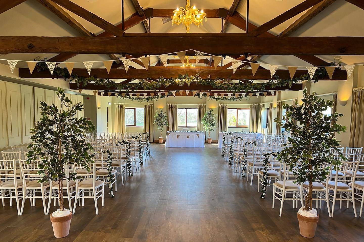 East Horton Golf Club Wedding Venue Southampton, Hampshire hitched.co.uk