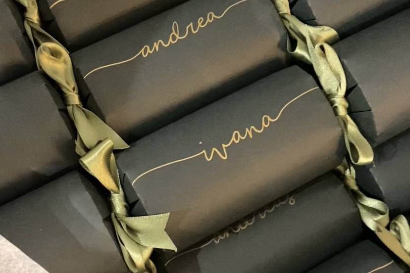 Forest Green & Olive Crackers