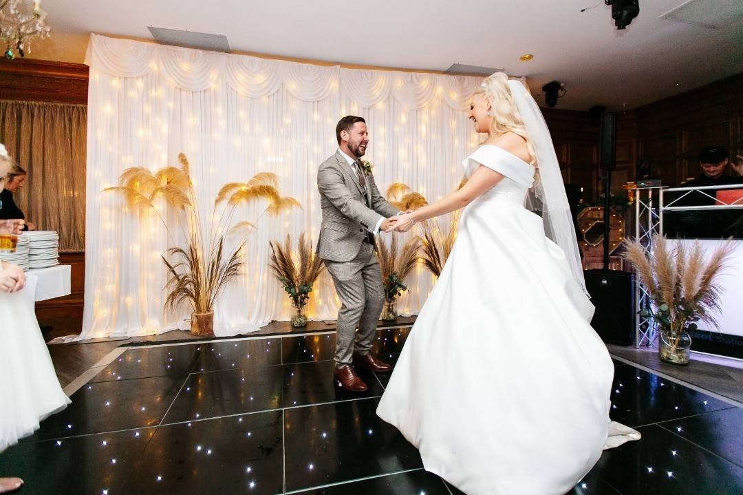 The Royal Toby Hotel Wedding Venue Rochdale, Greater Manchester ...
