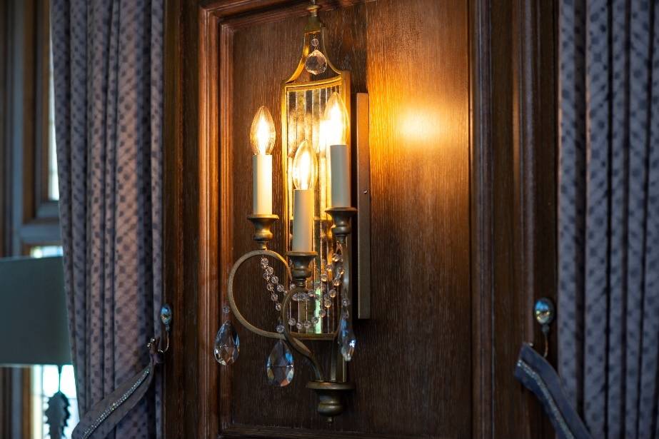 Wall Light Detail - The Rhyddings Suite