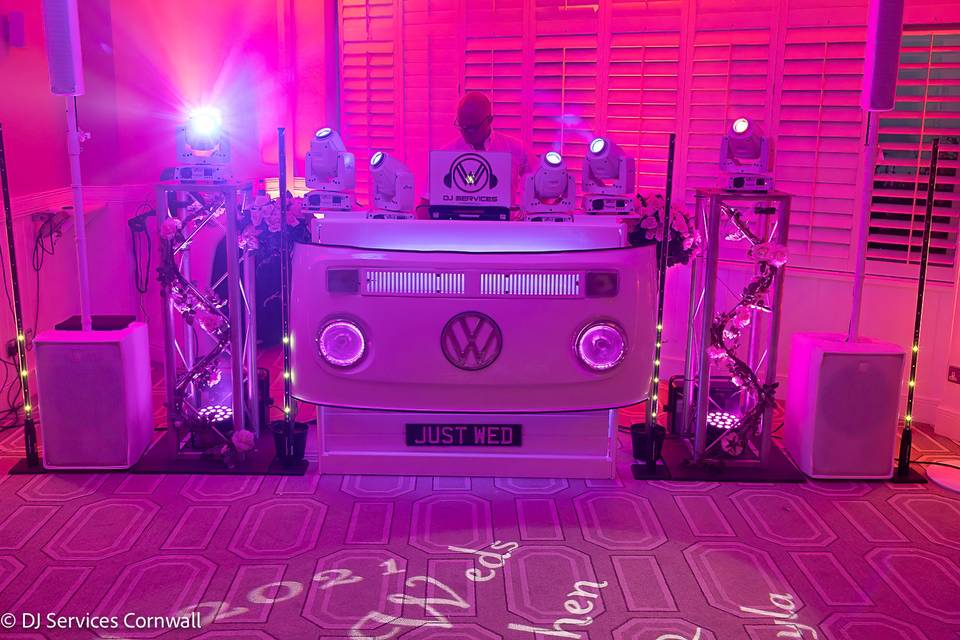 White VW DJ Booth with venue u
