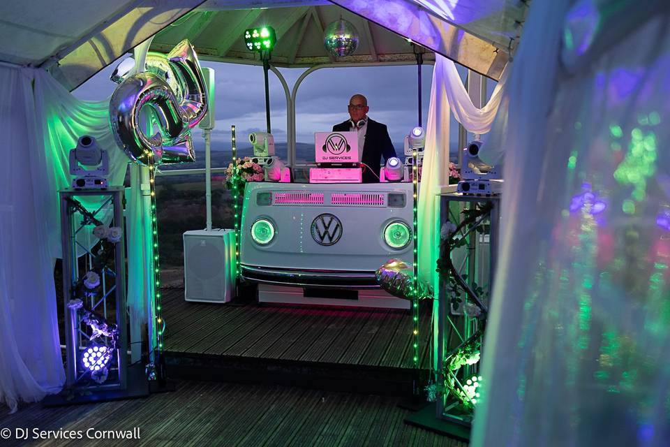 Front Centre White VW DJ Booth