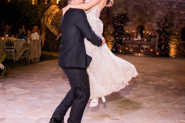 Signature First Dance C&A