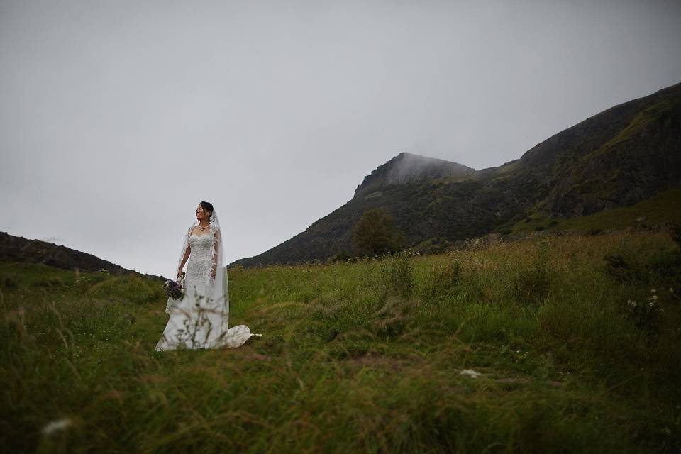 Bridal portraits in Scotland