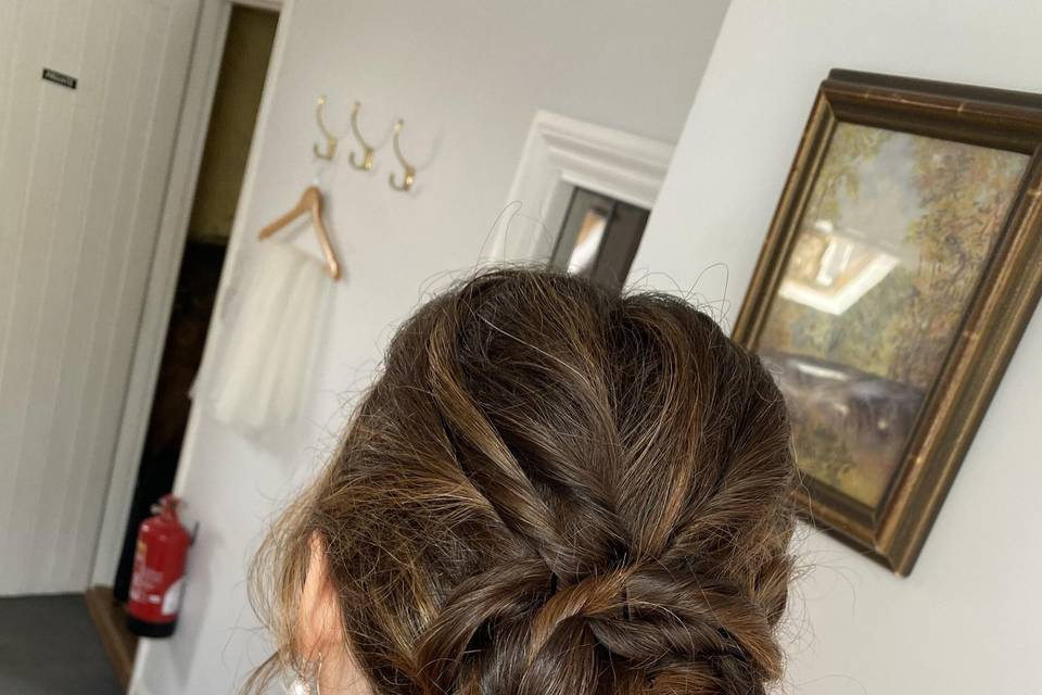 Bridesmaid hair up