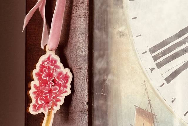 Pink hyacinth wedding favour