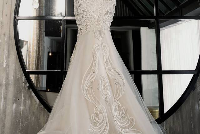 Pre Owned Wedding Dresses Riki Dalal