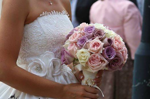 Pink rose brides bouquet