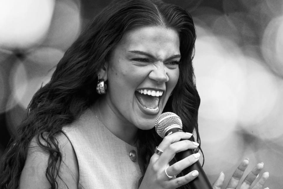 Officialcarmen