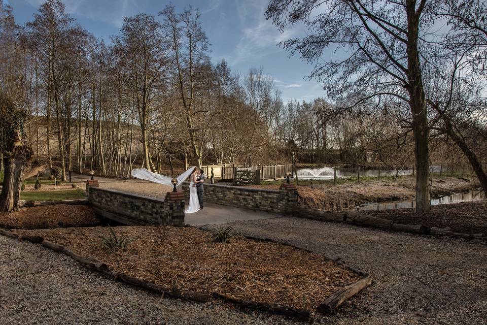 Romantic bridge