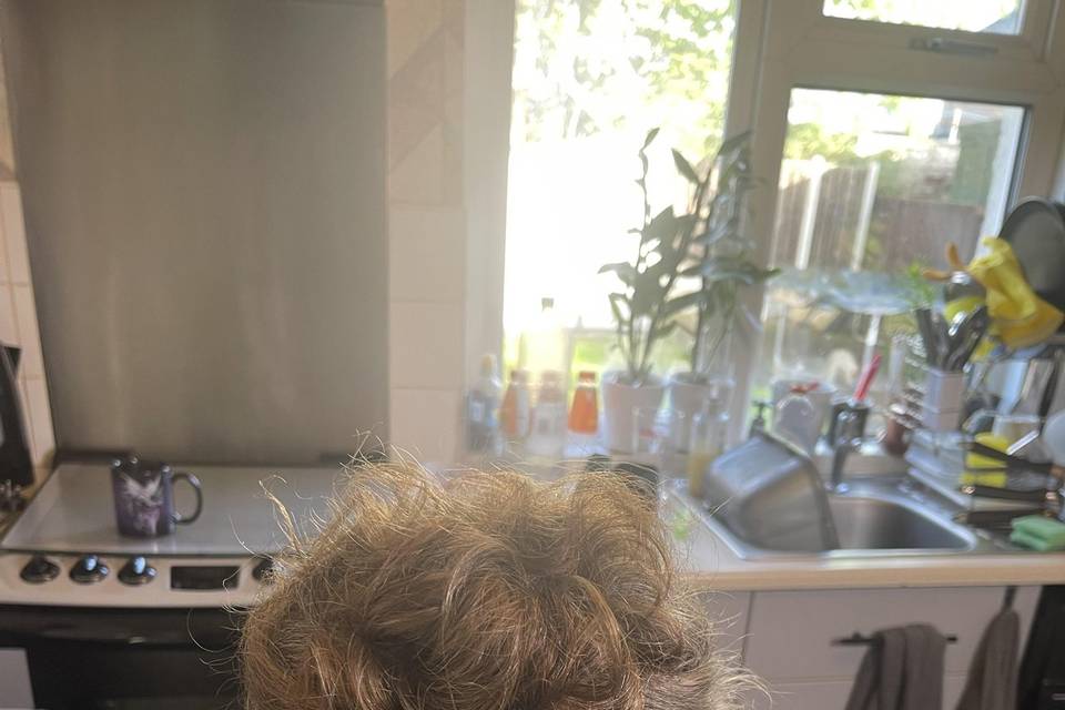 Natural hair up