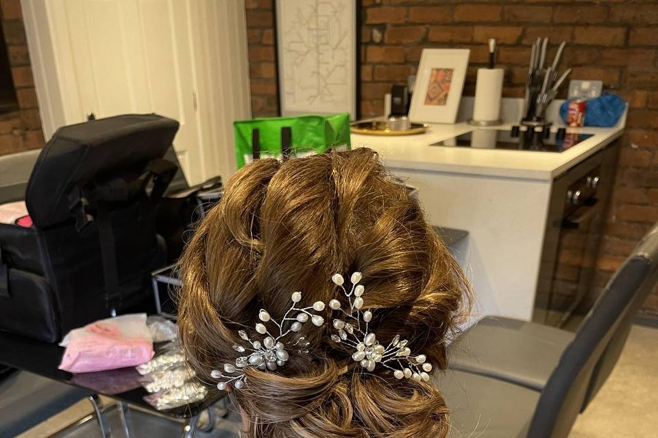 Full glam hairstyle