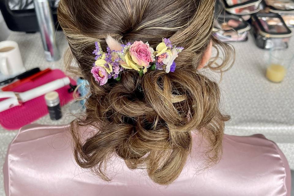 Bridesmaid hairstyle