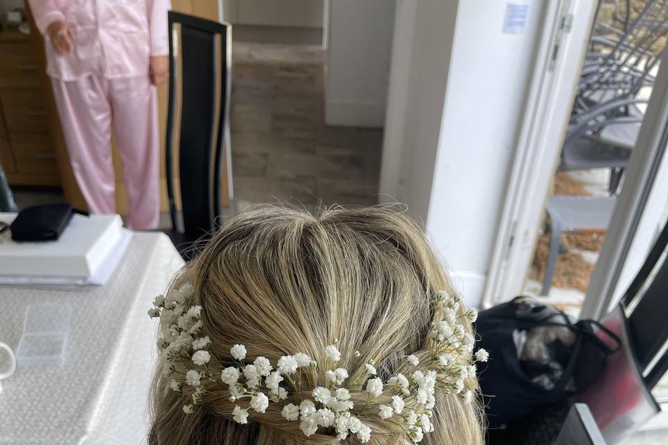 Bridal half updo