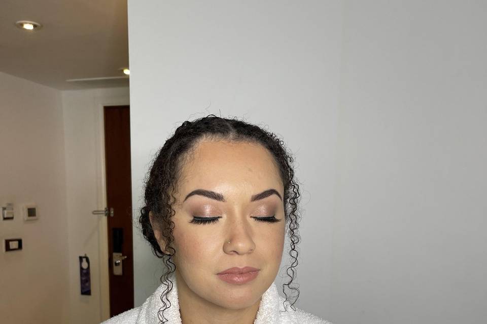 Soft bridal look