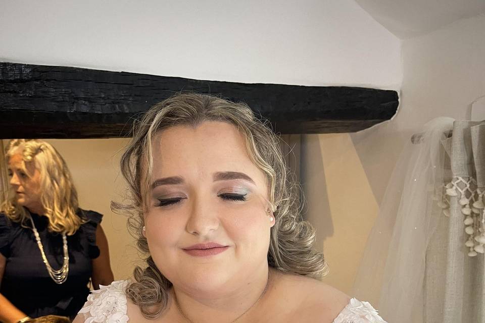 Bridal makeup eyes