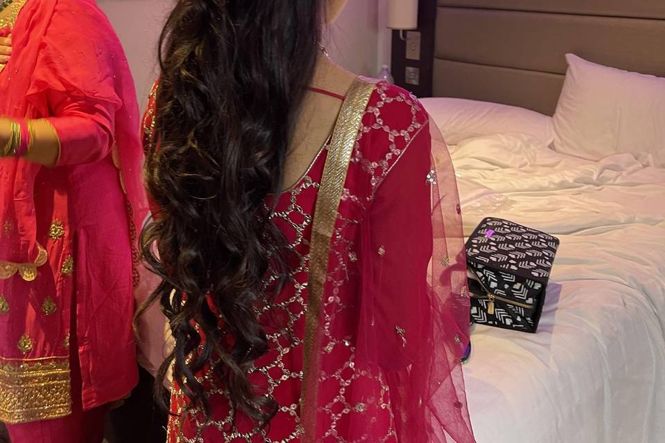 Natural long hairstyle