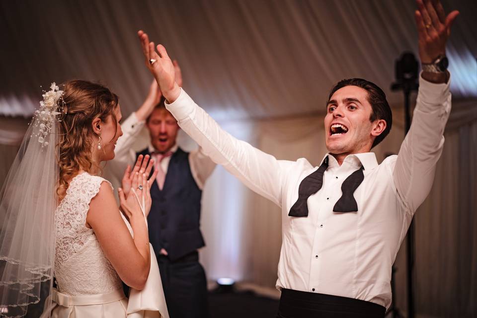 Newlyweds at Pontlands Park