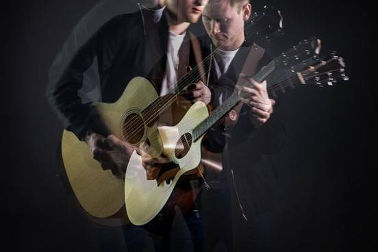 Jamie Felton Singer & (Fingerstyle) Guitarist
