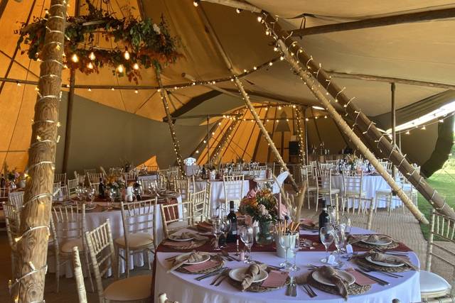 Tipi wedding