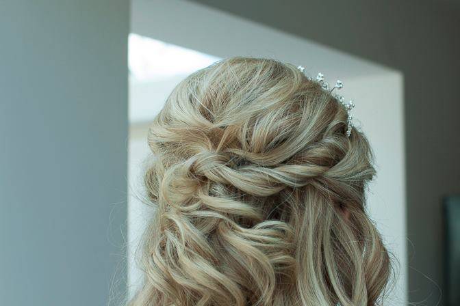 Soft half-up do