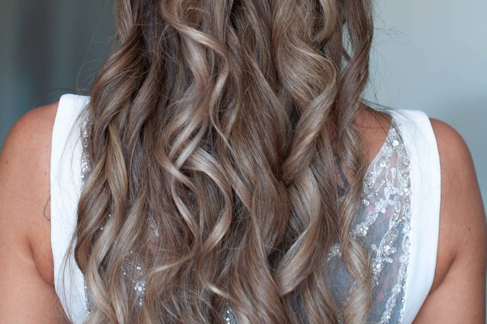 Half updo