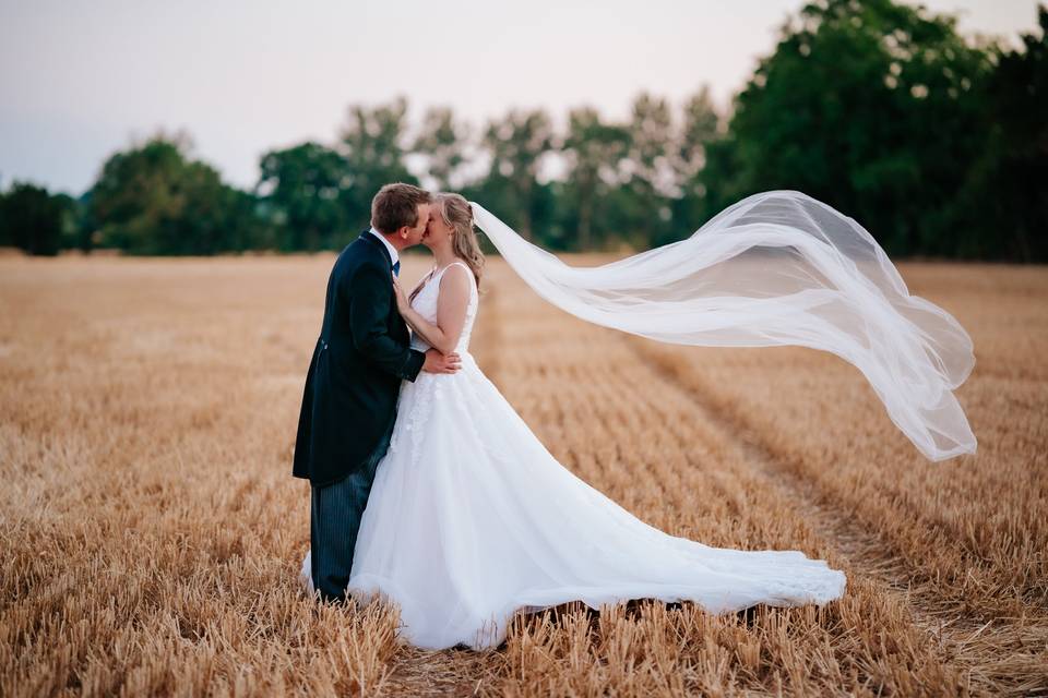 Bride & Groom